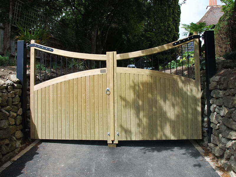 electric gates for small driveways