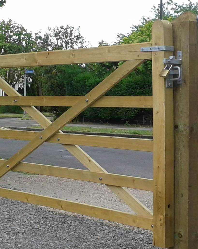 Cattle Proof Gate Latch | Jacksons Fencing