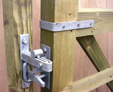 Cattle Proof Gate Latch | Jacksons Fencing