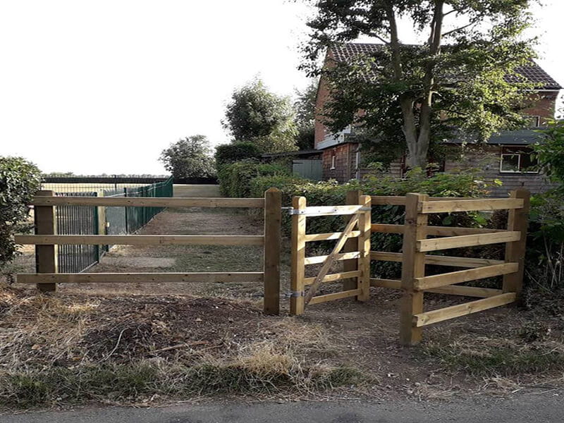 Timber Kissing Gate Set Jacksons Fencing