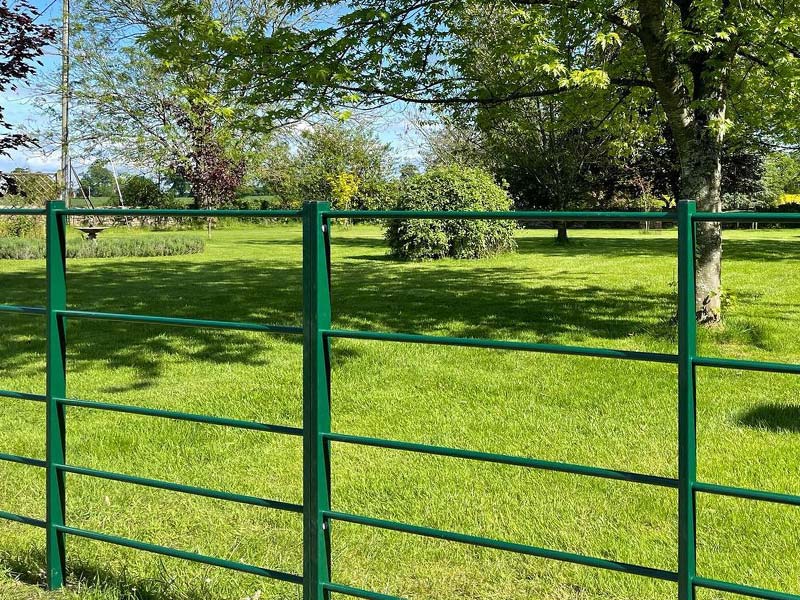 Green estate railings