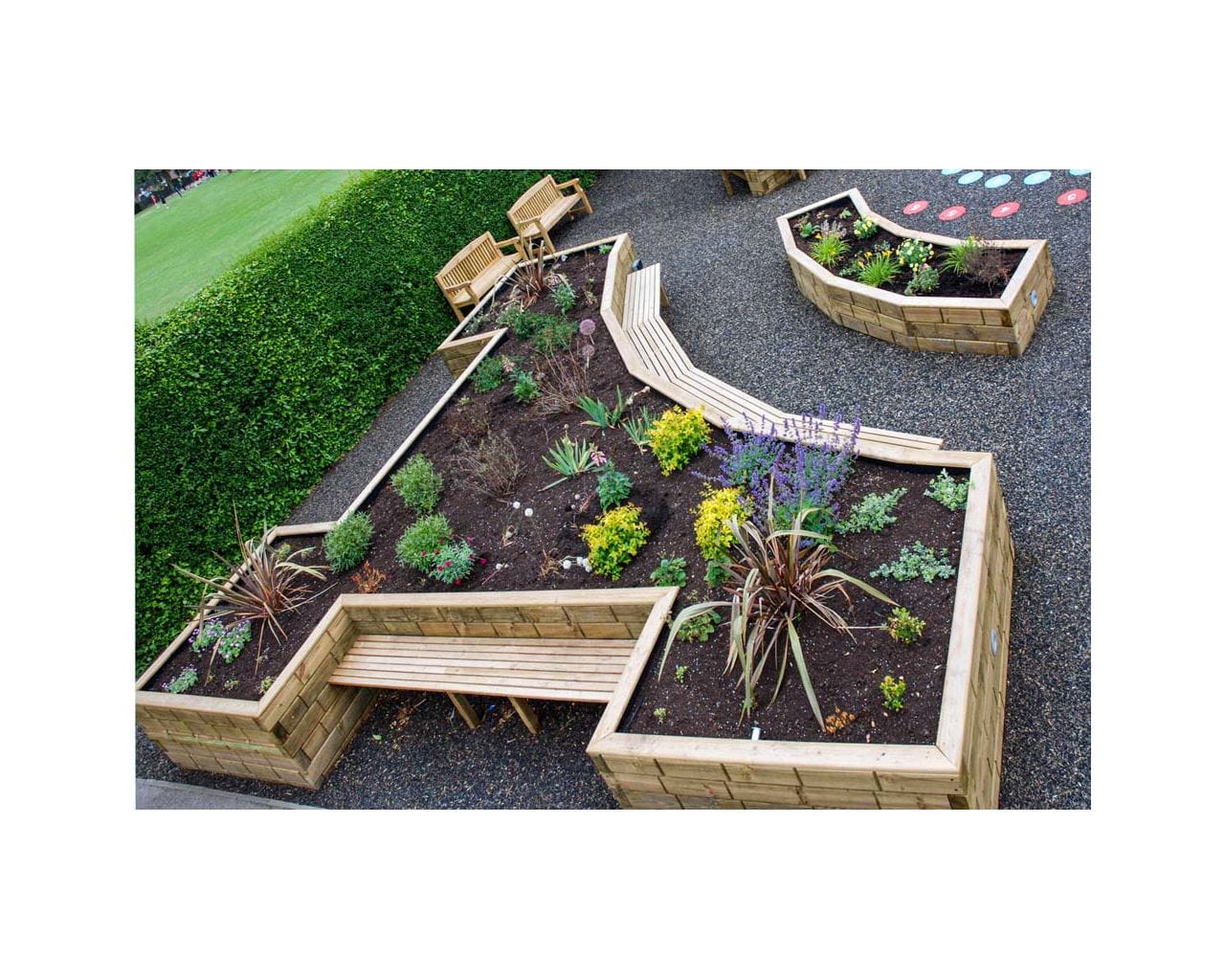 Jakwall timber raised beds