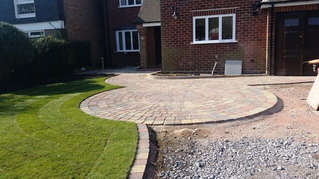 Woven Panels Help Create a Stylish Driveway Jacksons Fencing