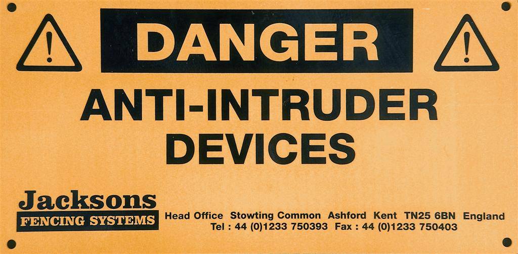 Anti Intruder Devices sign